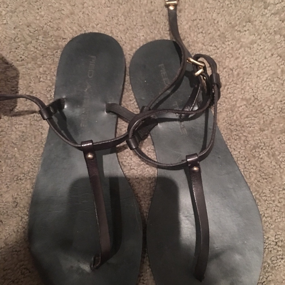 Super sandals